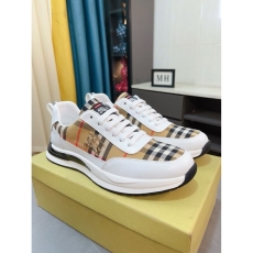 Burberry Low Shoes